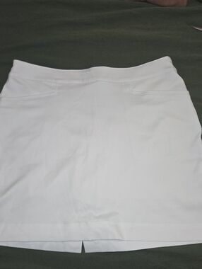 White Women’s Golf Skirt - Size 4